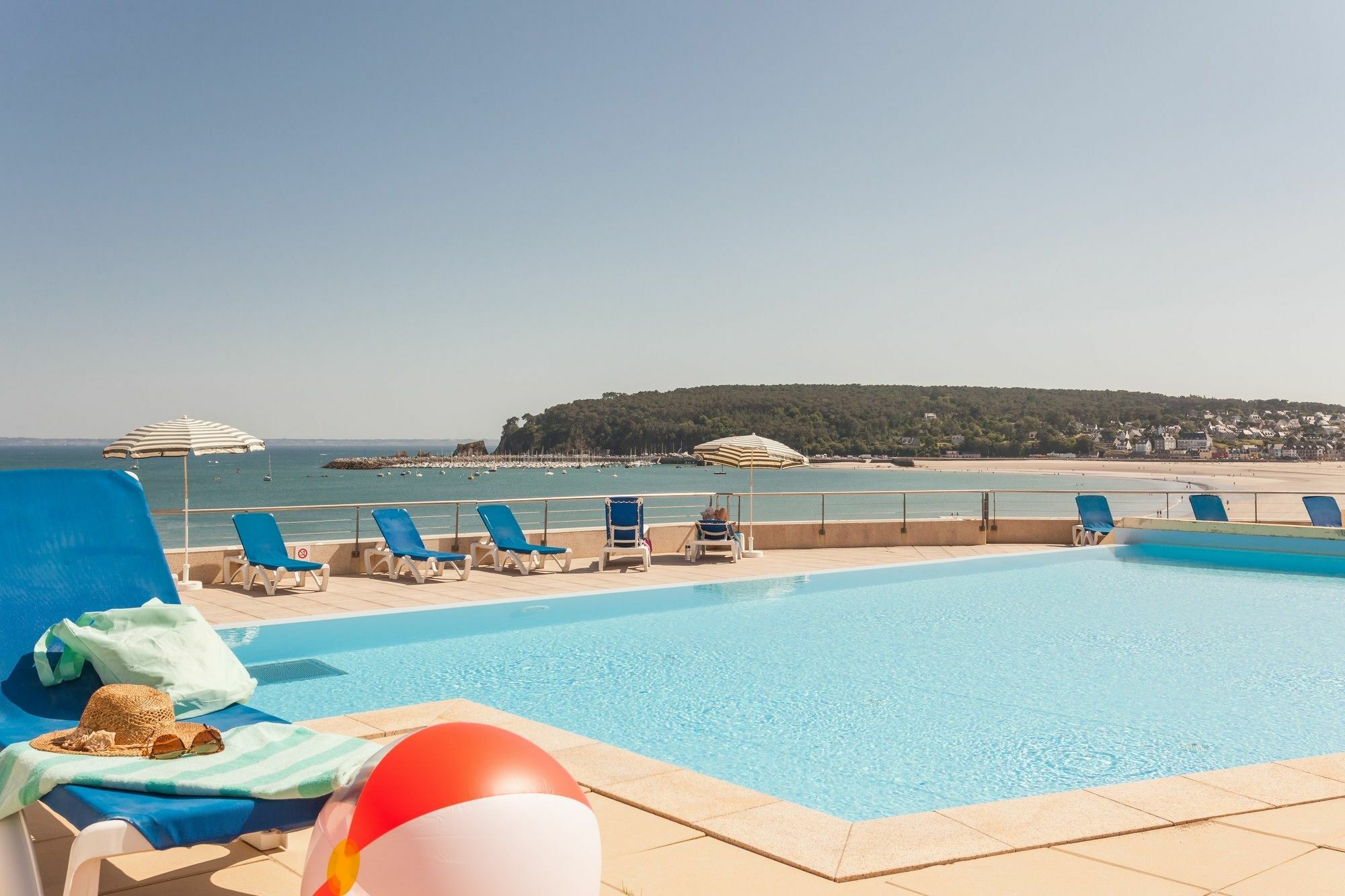 קרוזון Residence Pierre & Vacances Cap-Morgat מראה חיצוני תמונה